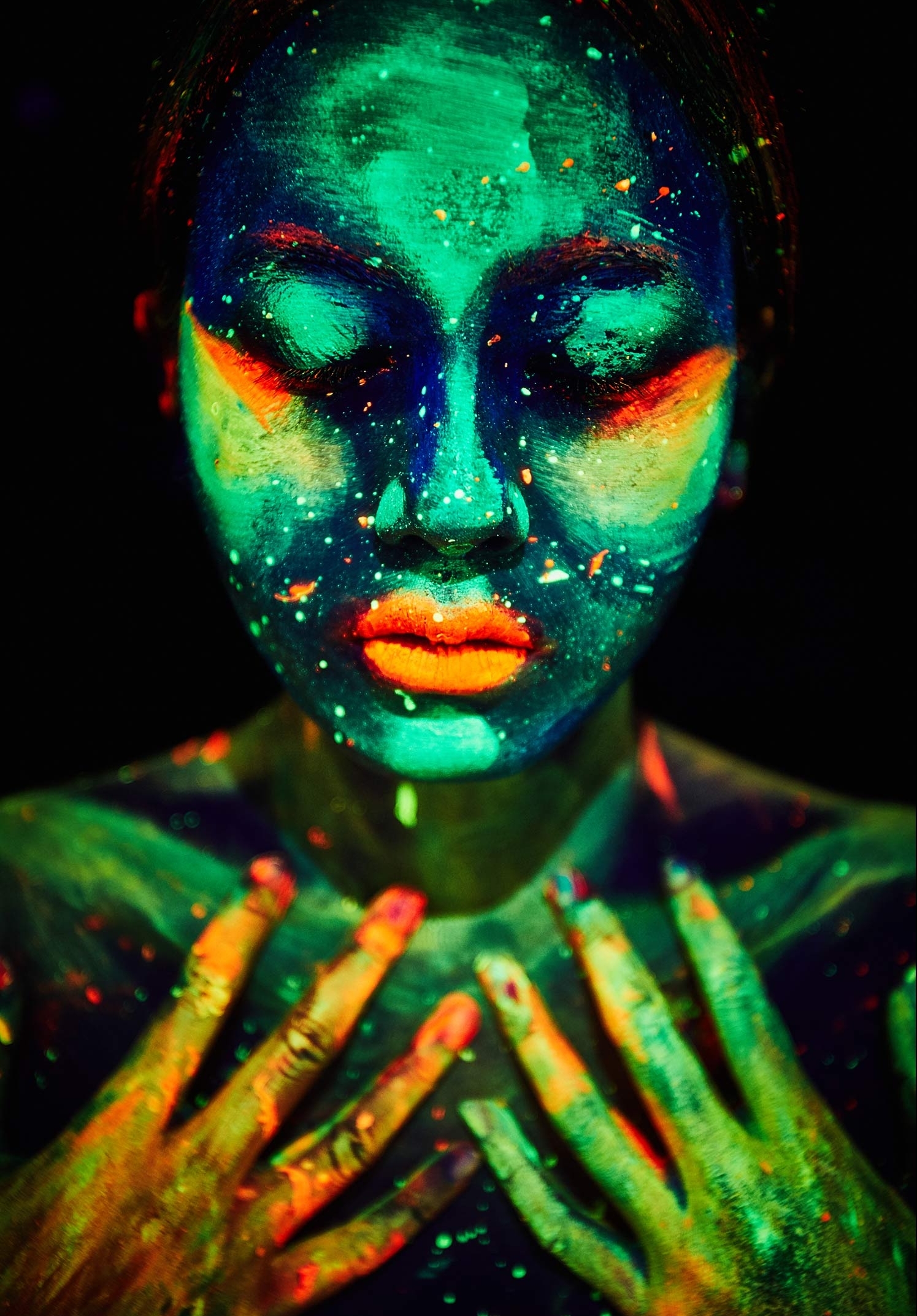 Surreal Images currentMood Fashion magazine | Fashion magazine in India | Online fashion magazine | Online fashion magazine in India | Indian fashion magazine