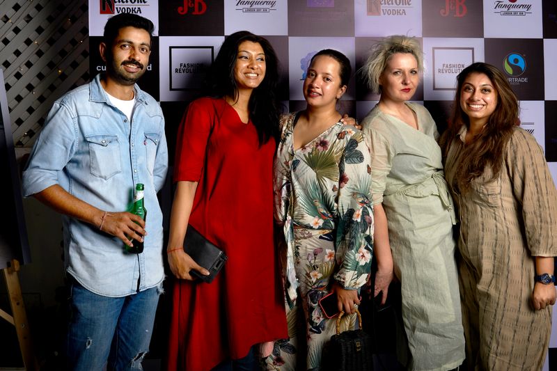 Bhanu pratap singh, Rachna singh, priyanka Castelino, diana murek, akanksha Rohra at currentMood's 2nd anniversary issue launch party in association with Fashion revolution at the little door, mumbai
