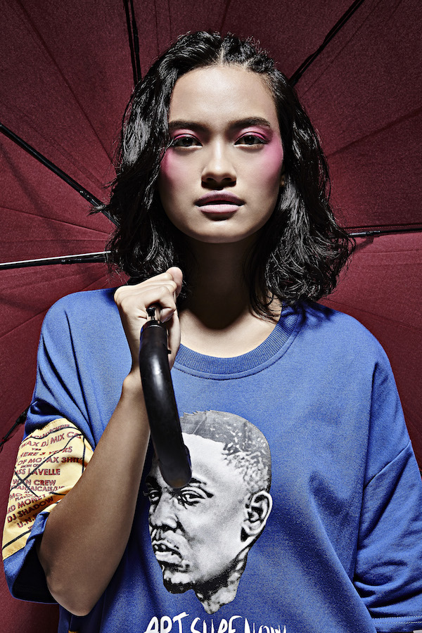 Tee: Purple Paisley, Umbrella: Stylist’s Own, Fashion, Photography, Lifestyle, currentmood, currentmoodmagazine, fashion magazine, online fashion magazine, fashion magazine in India, Indian fashion magazine