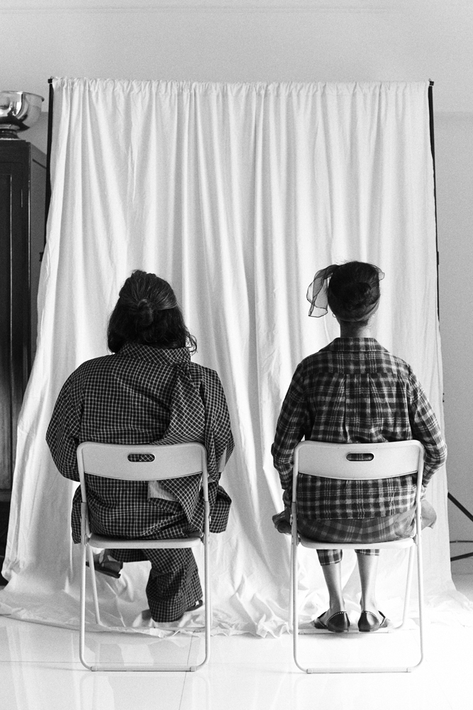 currentMood's 9th Issue #love explores what love means in various relationship dynamics - mother-child, business partners, lovers and pets. Feat cast business partners, Smita lasrado and Nikhil D