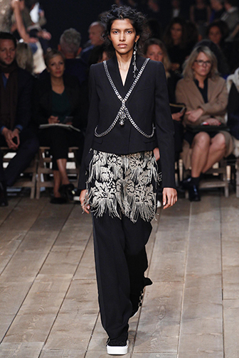 Pooja Mor Alexander McQueen ss18 currentMood mag