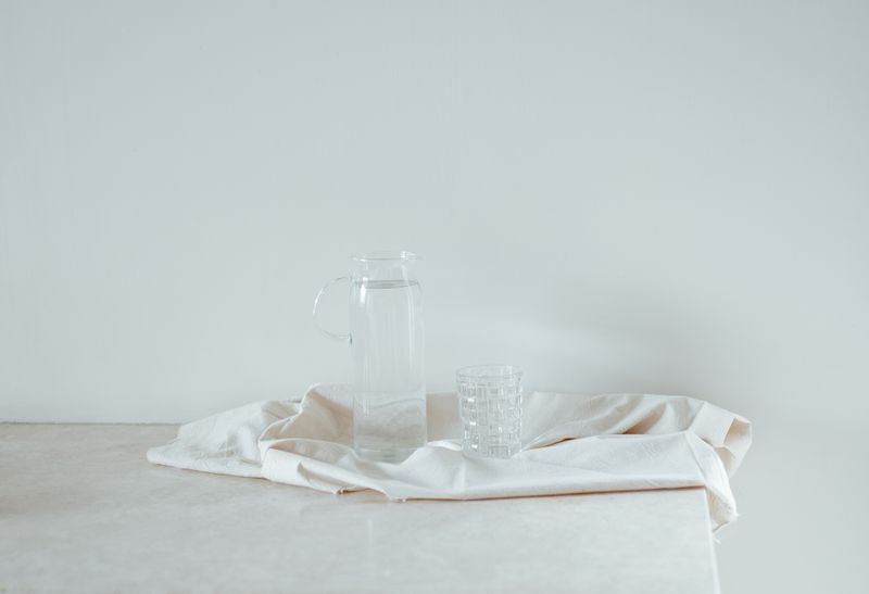 (UN)rest a quarantine photo series by Vriddhi Sawlani on currentMood magazine. Art in the time of corona