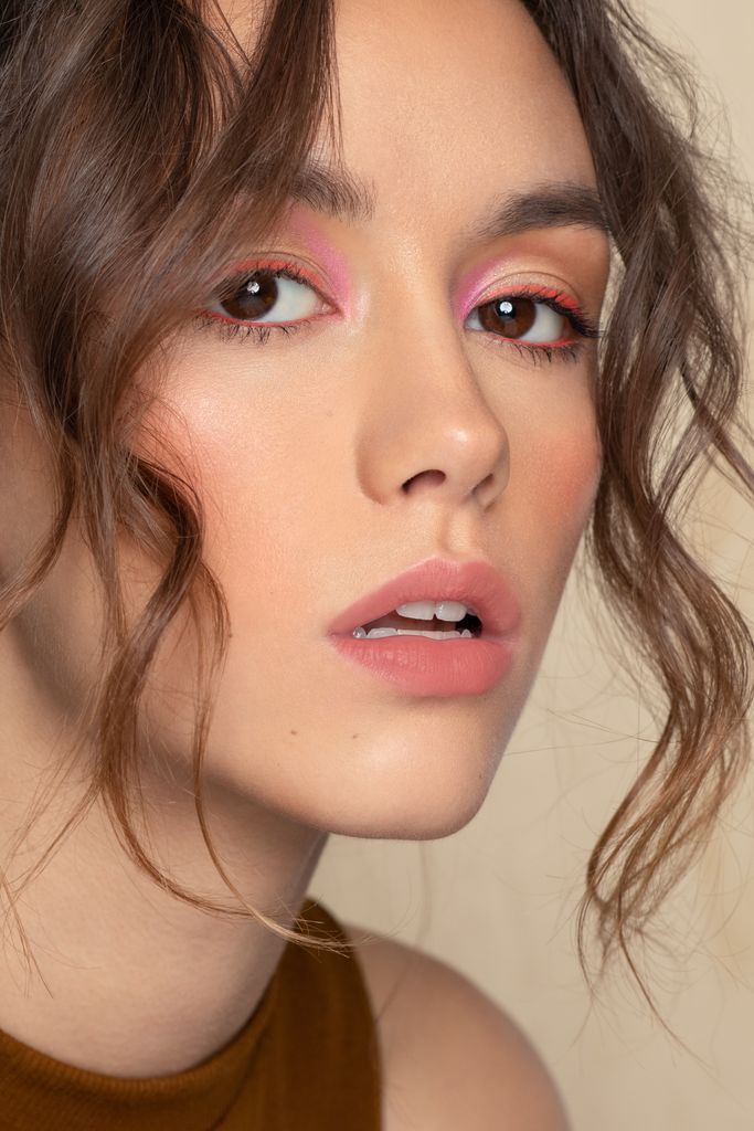 Beauty Editorial: Hue's Who by Aviraj Singh. fashion editorial by Aviraj Saluja and Vishruti Vinay currentMood magazine india 6